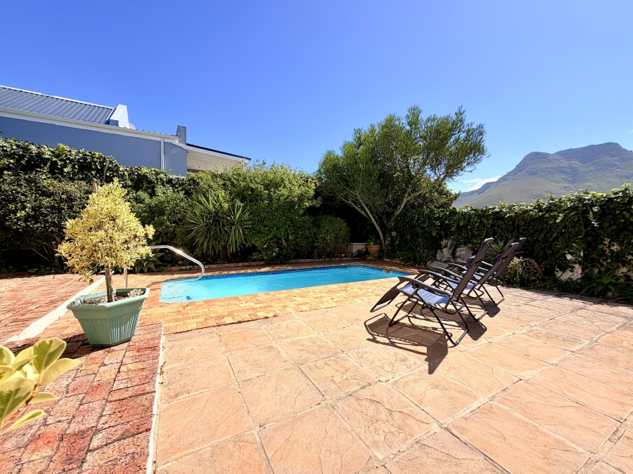 4 Bedroom Property for Sale in Vermont Western Cape